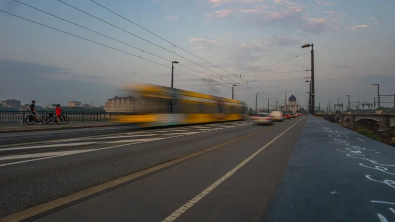 NI - Cube Supreme Hybrid Pro 500 in Red/Black-7